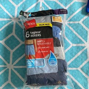 Brand New Hanes 6 pack of boxers